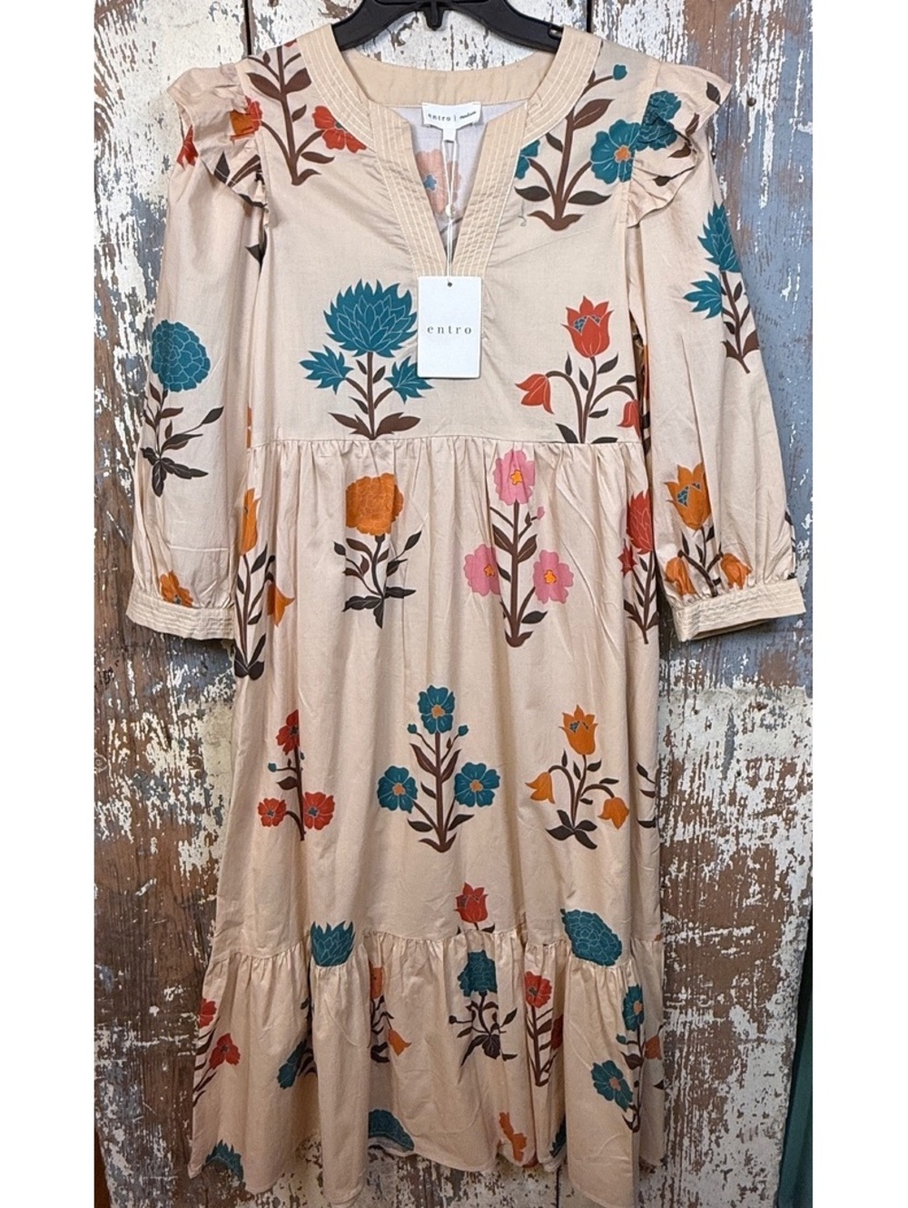 NWT Entro Beige Floral Print Midi Dress size Medium